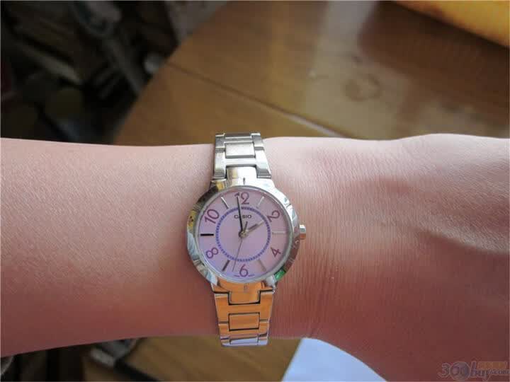 卡西欧(Casio)<em>女士手表</em>LTP-1293D-6ADF--样子