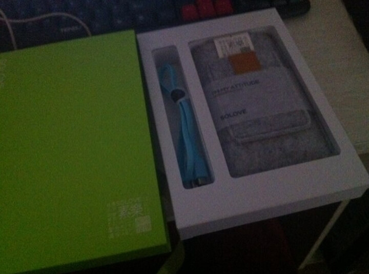 宾丽 移动电源P10000适用于iphone5s苹果4三