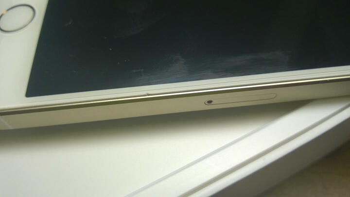 APPLEiPhone5s:快递员说必须先付款才能验