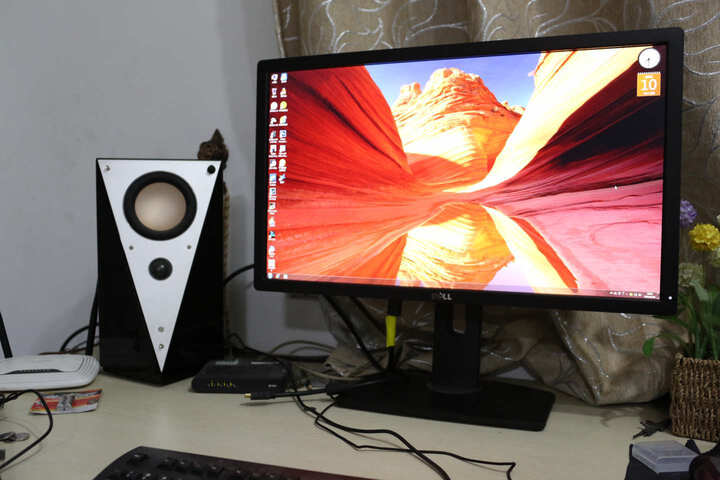 L)UltraSharp U2713HM 27英寸宽屏高分辨率L