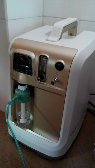 氧精灵家用制氧机吸氧机 老人氧气机 带雾化 香