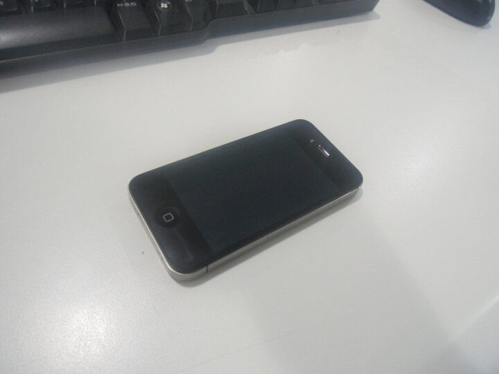 苹果(APPLE)iPhone 4S 8G版 3G手机(黑色)W