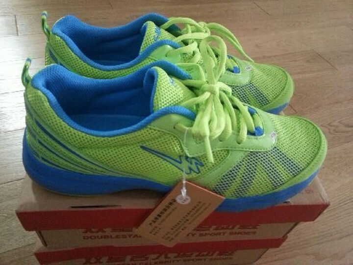 双星跑步鞋男女款新款网面透气轻便情侣跑步鞋