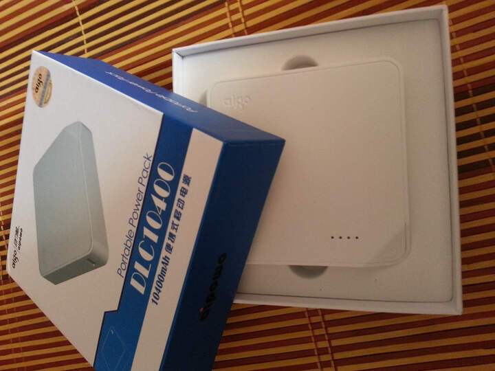 爱国者DLC10400白之恋:手机充电慢啊~这是