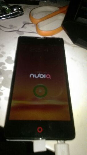 努比亚 (nubia)小牛2 Z5S mini 3G手机(前黑后白