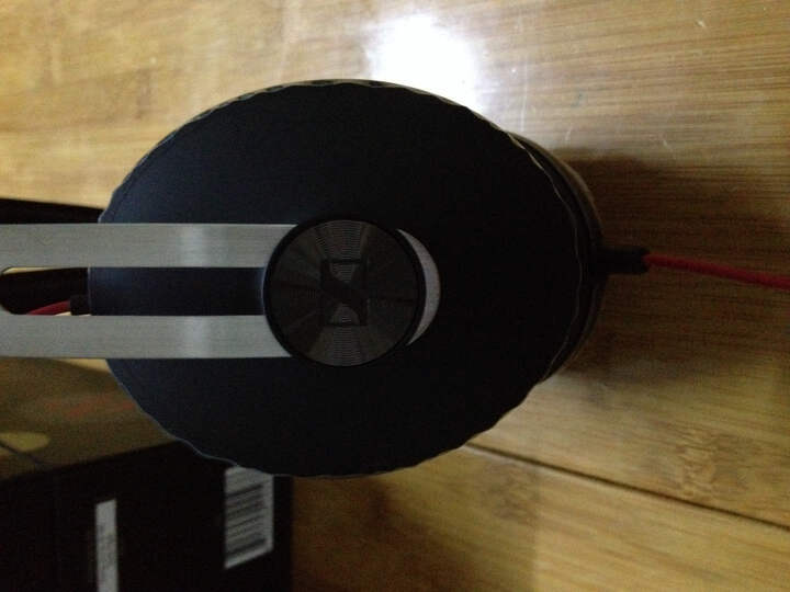 森海塞尔(Sennheiser)MOMENTUM 黑色--大馒