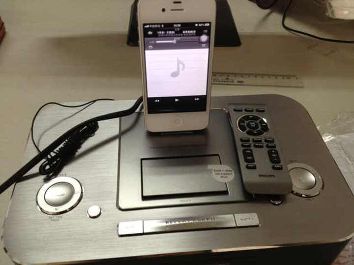 飞利浦(PHILIPS) DC390 iPod\/iPhone4s\/iPad 苹