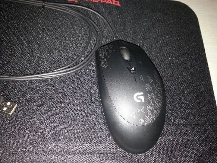 罗技(Logitech) G90 光电游戏鼠标--看起来挺好