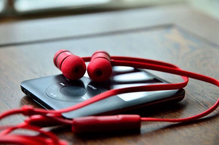 BEATS(BEATS) urBeats 入耳式耳机 红色--低音