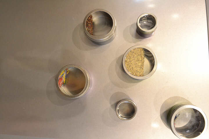 贸号 磁铁吸附式冰箱储物盒调料罐磁贴 2个装