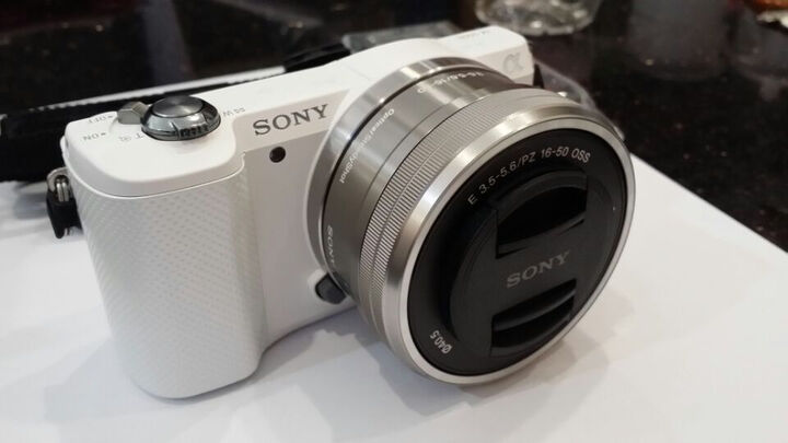 索尼(SONY) ILCE-5000L\/α5000 微单单镜套机