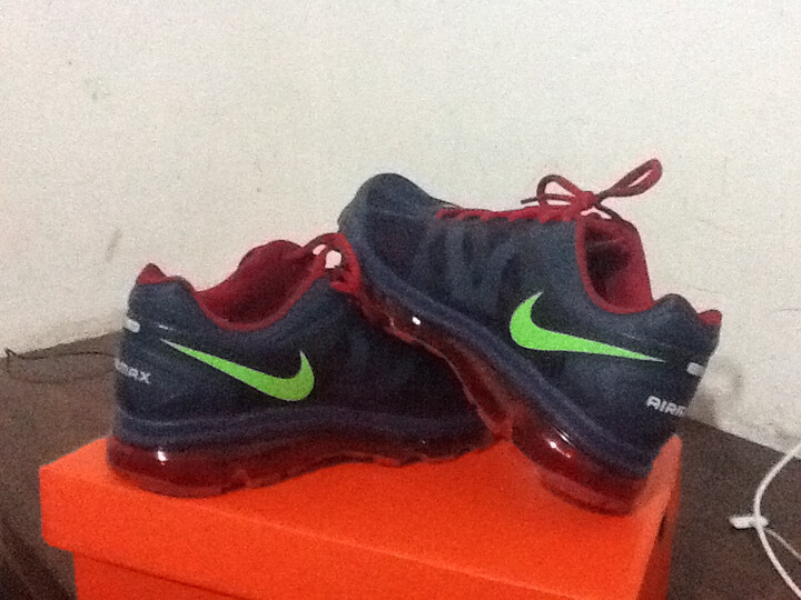 耐克(NIKE)男鞋 2012年AIR MAX 全掌气垫鞋 跑