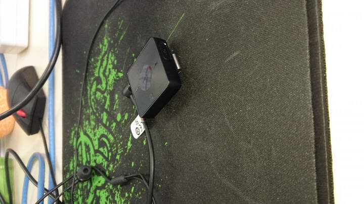 索尼(SONY) SBH20 蓝牙耳机 黑色--洗了40分钟