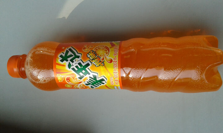 美年达橙味碳酸饮料600ml 瓶装--美年达橙味碳