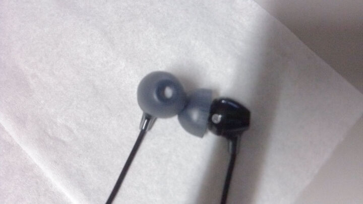 索尼(SONY) MDR-EX15LP 小巧入耳式耳机,佩