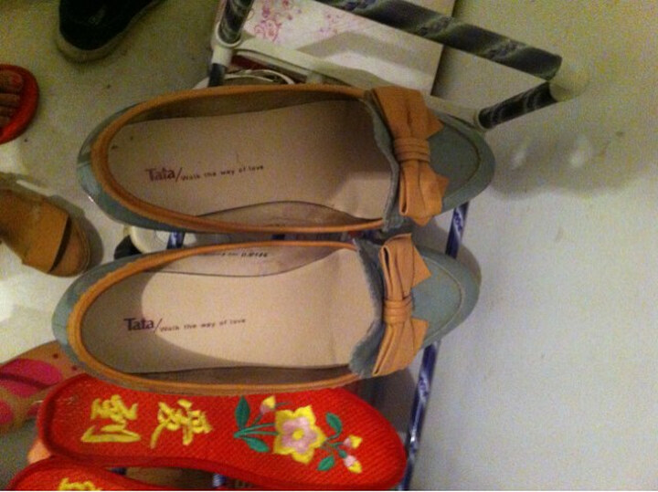 \/他她2012秋季米白漆牛\/棕黄油蜡羊皮松糕鞋2