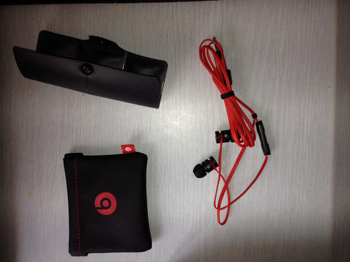 BEATS(BEATS) urBeats 入耳式耳机 黑色--到货