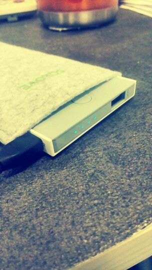 宾丽 移动电源P10000适用于iphone5s苹果4三