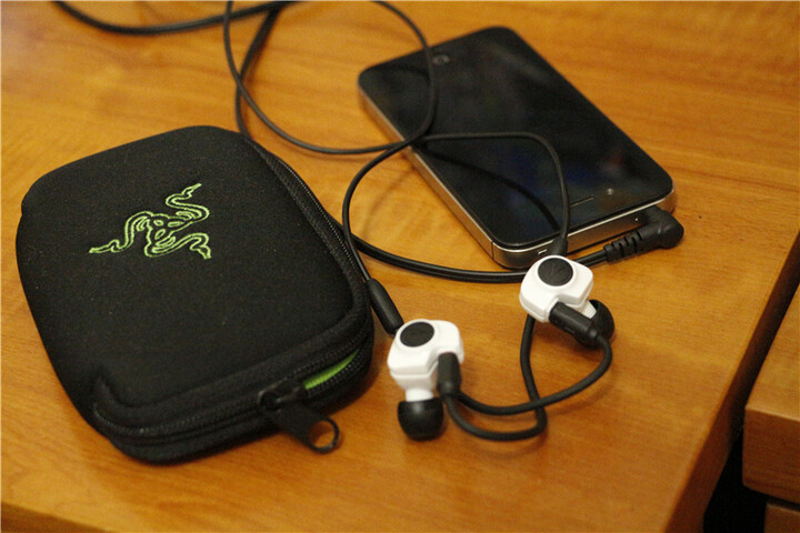 铁三角ATH-IM50 WH:戴眼镜的最好还是不要买