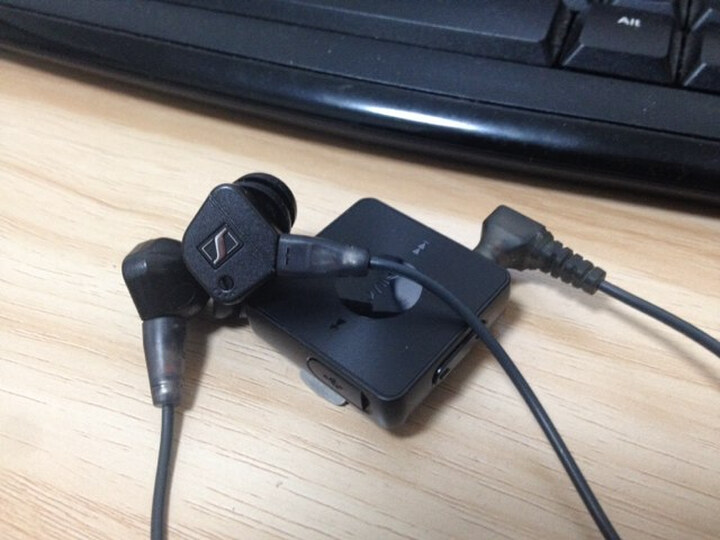 索尼(SONY) SBH20 蓝牙耳机 黑色--性价比高,