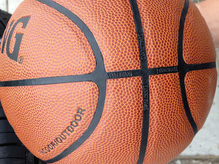 斯伯丁Spalding篮球PU皮74-414NBA街头篮球