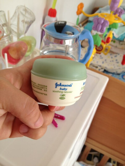 强生(Johnson) 婴儿天然舒润滋养润肤霜40g（无香） 晒单图