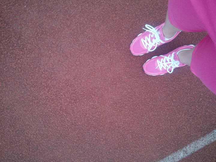 【货到付款】特步xtep跑步鞋新款女式运动鞋轻