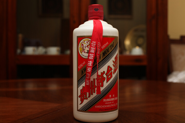 飞天茅台 53度 880ml--和1000ML的外观一样大