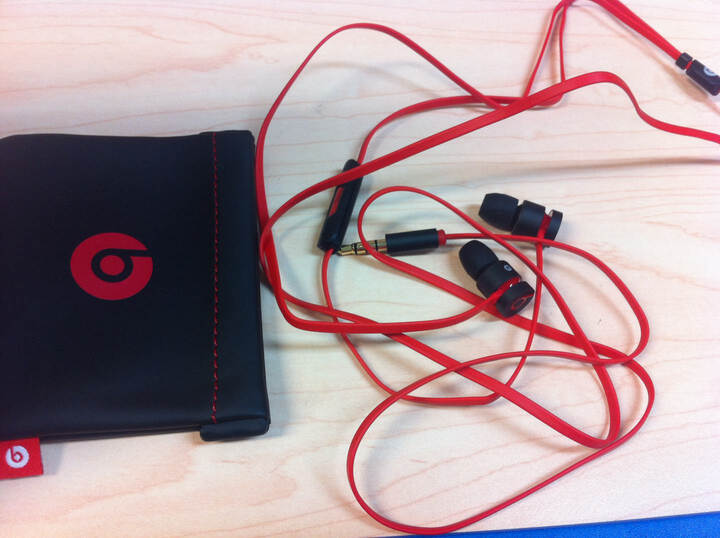 BEATS(BEATS) urBeats 入耳式耳机 黑色--听流