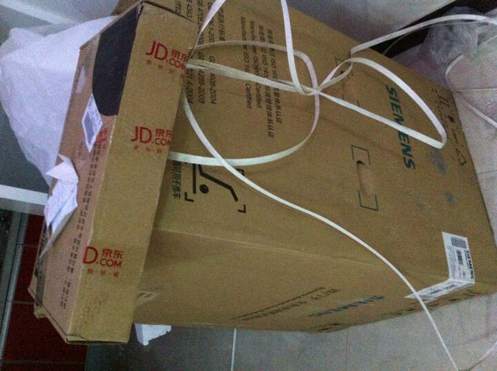 西门子WM08X168TI:说是硬币放洗衣机上面不