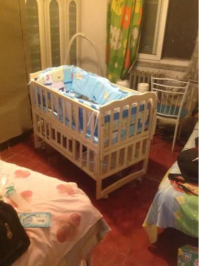 好孩子最爱的小龙仔环保实木无漆婴儿床摇篮床
