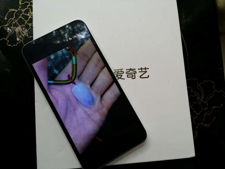 100+V6 爱奇艺视频手机(32G版) 3G手机(瓷白