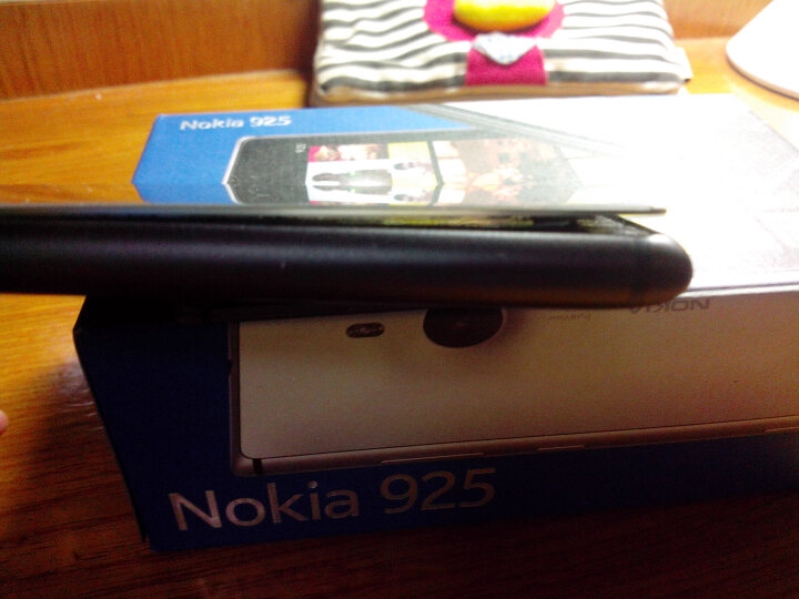 诺基亚(NOKIA)925 3G手机(黑色)WCDMA\/GS