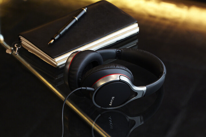 索尼(SONY) MDR-10R 头戴式立体声耳机 黑色