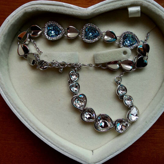 LIKA 施华洛奇水晶手链 女 女人节礼物 时尚饰