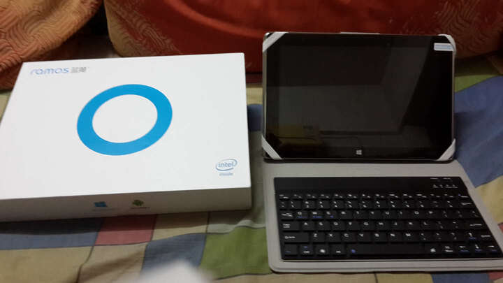 蓝魔(Ramos) i10pro 10.1英寸 双系统平板电脑