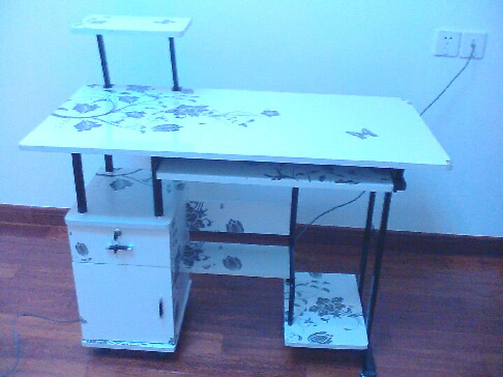 亿家达 宜家简易电脑桌 电脑桌台式桌家用写字