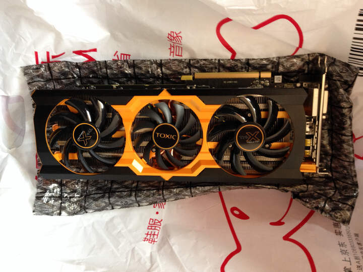 蓝宝石r9 280x 3g gddr5 toxic"京东的物流真是nb 18小时就到手了.