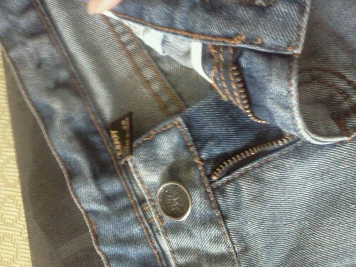 七<em>格格</em>othercrazy夏装磨破翻卷边漆点牛仔<em>短裤</em>