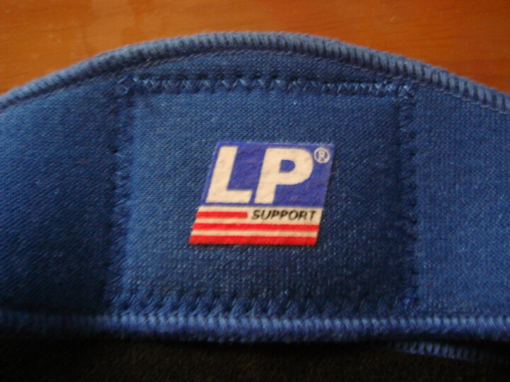 美国欧比\/LP769 髌腱垫片加压束带护膝 半月板