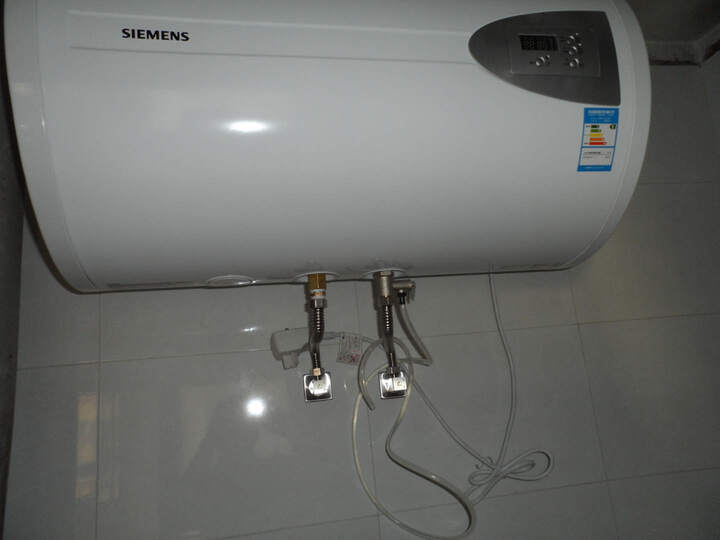 西门子(SIEMENS)电热水器 DG65135TI--已经安