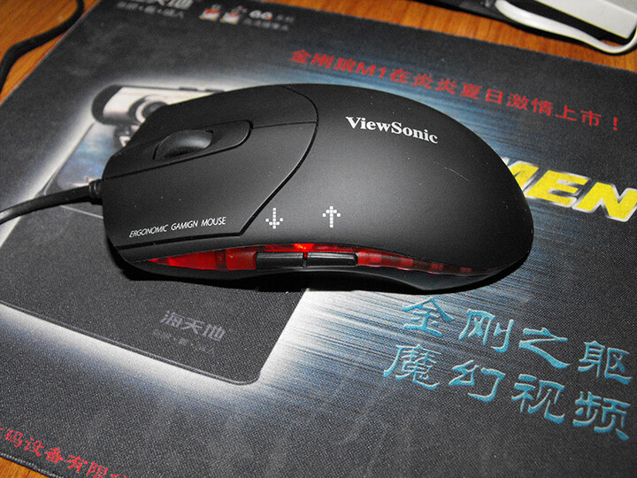 优派(ViewSonic)MU662赤腹鹰(红光版) 游戏鼠