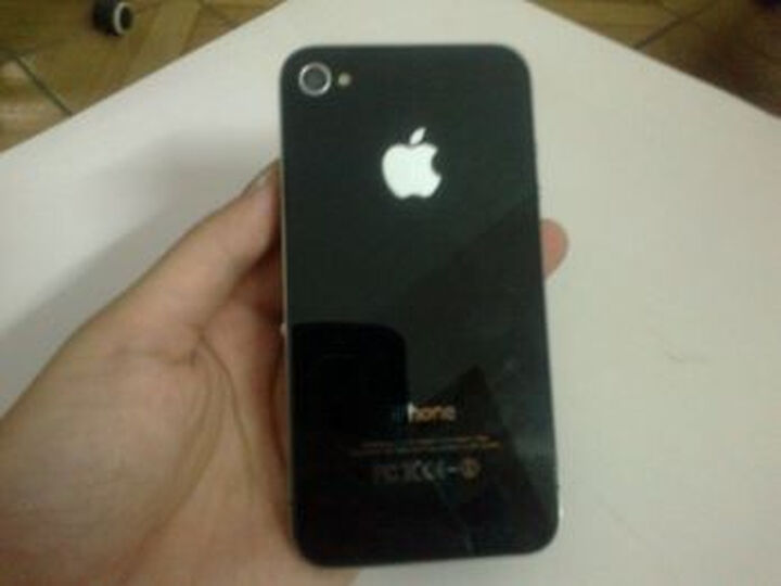 苹果(APPLE)iPhone 4 8G版 3G手机(黑色)WC