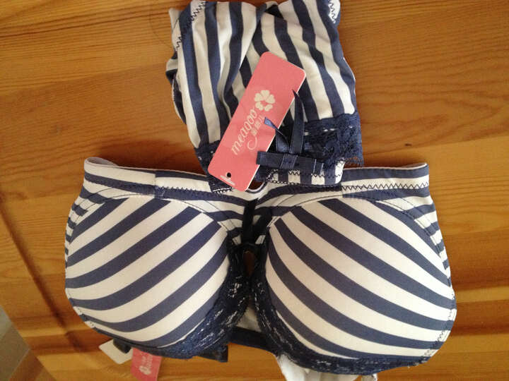 <em>蜜格儿 文胸套装</em>聚拢调整内衣 W3060W3070 