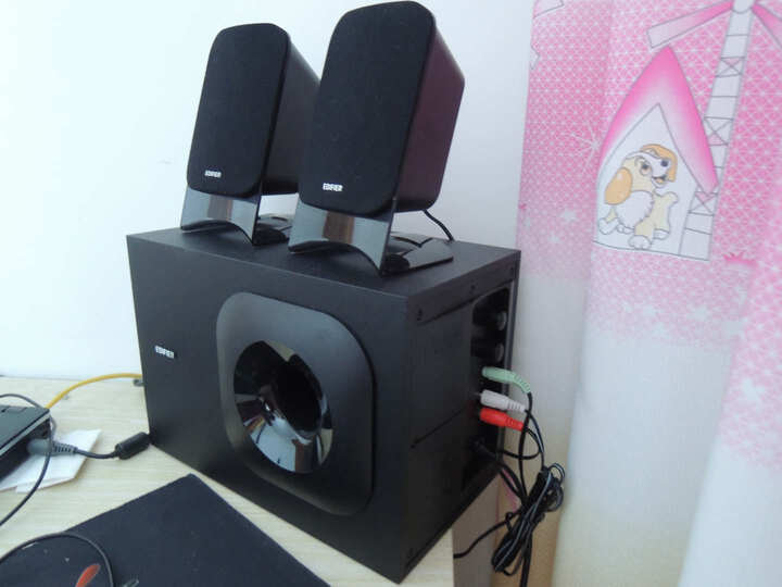 漫步者+漫步者r201t12