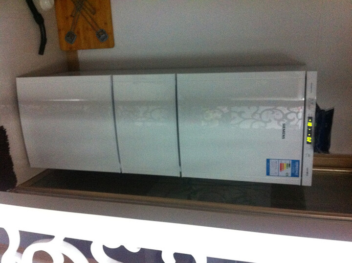 西门子 (SIEMENS) KK22F66TI 218升 三门冰箱
