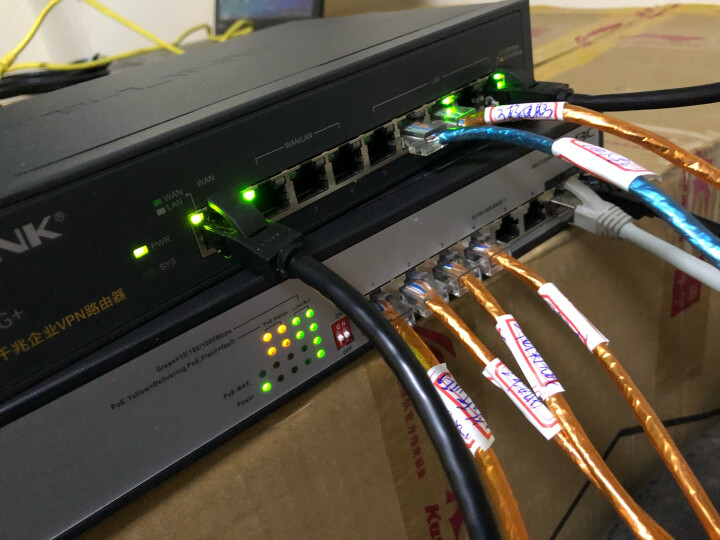 TP-LINK 多WAN口企业级千兆有线路由器 防火墙/VPN/AP管理 TL-R479G+ 晒单图