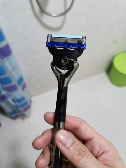 吉列(Gillette) 手动剃须刀刮胡刀刀片 吉利 5层超薄刀片 锋隐致顺(6刀头)(此商品不含刀架) 晒单图