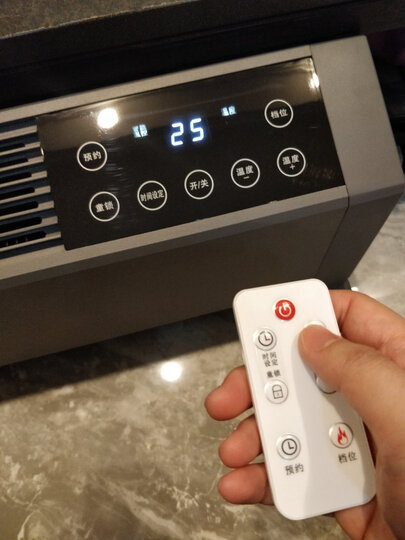 艾美特(Airmate)取暖器家用/电暖器/电热油汀/暖气片 13片加宽可烘衣 晒单图