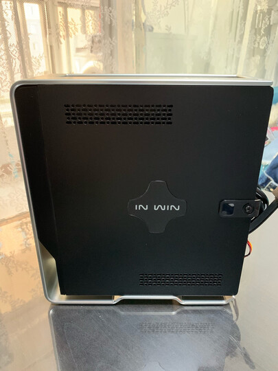 迎广(IN WIN)肖邦 银色 itx机箱(支持MINI ITX主板/铝合金外框/自带150W足瓦静音电源/USB3.0 x2) 晒单图